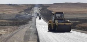 Keşikçidağ mağaralar kompleksinə çəkilən asfalt yolun inşası uğurla davam etdirilir Keşikçidağ mağaralar kompleksinə çəkilən asfalt yolun inşası uğurla davam etdirilir