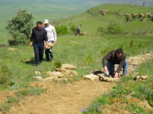 18 апреля связи с "Днем Международных памятников и Исторических мест" из-за невозможности прохода школьников на территорию заповедника в день открытых дверей сотрудники заповедника провели работы по благоустройству заповедника и посадили новые саженцы. 18 апреля связи с "Днем Международных памятников и Исторических мест" из-за невозможности прохода школьников на территорию заповедника в день открытых дверей сотрудники заповедника провели работы по благоустройству заповедника и посадили новые саженцы.