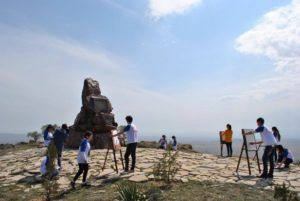 Состоялся конкурс рисунков «Познакомим с Кешикчидагом», организованный Государственным историко-культурным заповедником «Кешикчидаг» по случаю дня «Международных памятников и исторических мест» и конкурс рисунков «Кешикчидаг кистями молодых художников».