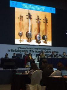 Изготовление и исполнительское искусство Каманчи включены в Репрезентативный список нематериального культурного наследия ЮНЕСКО как образец культуры Азербайджана и Ирана. Изготовление и исполнительское искусство Каманчи включены в Репрезентативный список нематериального культурного наследия ЮНЕСКО как образец культуры Азербайджана и Ирана.