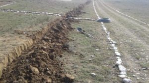 Сотрудники Кешикчидагского Государственного историко-культурного заповедника проложили водовод для орошения зеленого парка вокруг "вершины имени Ильхама Алиева", воздвигнутого в честь Президента