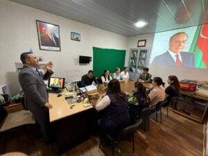 07.05.2025-ci il tarixində 10 May Ulu Öndər Heydər Əliyevin doğum günü münasibətilə “Keşikçidağ”Dövlət tarix-mədəniyyət qoruğunun inzibati binasında “Azərbaycan xalqının Ümummilli Lideri Heydər Əliyev”adlı dəyirmi masa təşkil olunmuşdur. 07.05.2025-ci il tarixində 10 May Ulu Öndər Heydər Əliyevin doğum günü münasibətilə “Keşikçidağ”Dövlət tarix-mədəniyyət qoruğunun inzibati binasında “Azərbaycan xalqının Ümummilli Lideri Heydər Əliyev”adlı dəyirmi masa təşkil olunmuşdur.