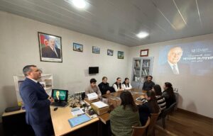 On December 12, a round-table discussion titled “Heydar Aliyev: The Timeless Values of a Statehood Legacy” was held at the administrative building of the “Keshikchidagh” State Historical and Cultural Reserve in commemoration of the National Leader Heydar Aliyev’s memorial day.