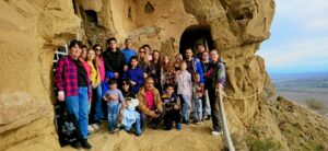 24.03.2026-cı il tarixində Bakı şəhərindən gələn bir qrup turist “Keşikçidağ” Dövlət tarix-mədəniyyət qoruğunun ərazisində təşkil olunmuş ekskursiyada iştirak etmişdir. 24.03.2026-cı il tarixində Bakı şəhərindən gələn bir qrup turist “Keşikçidağ” Dövlət tarix-mədəniyyət qoruğunun ərazisində təşkil olunmuş ekskursiyada iştirak etmişdir.