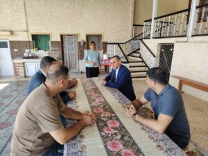 В связи с 27 сентября – Днем памяти, сотрудники Государственного историко-культурного заповедника «Кешикчидаг», находящегося в ведении Государственной службы по охране, развитию и восстановлению культурного наследия при Министерстве культуры, посетили ветеранов войны и их семьи из села Салоглу Акстафинского района. В связи с 27 сентября – Днем памяти, сотрудники Государственного историко-культурного заповедника «Кешикчидаг», находящегося в ведении Государственной службы по охране, развитию и восстановлению культурного наследия при Министерстве культуры, посетили ветеранов войны и их семьи из села Салоглу Акстафинского района.